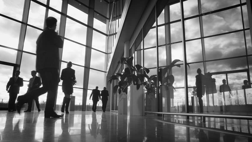 Estavam todos no sagual quando ele invadiu